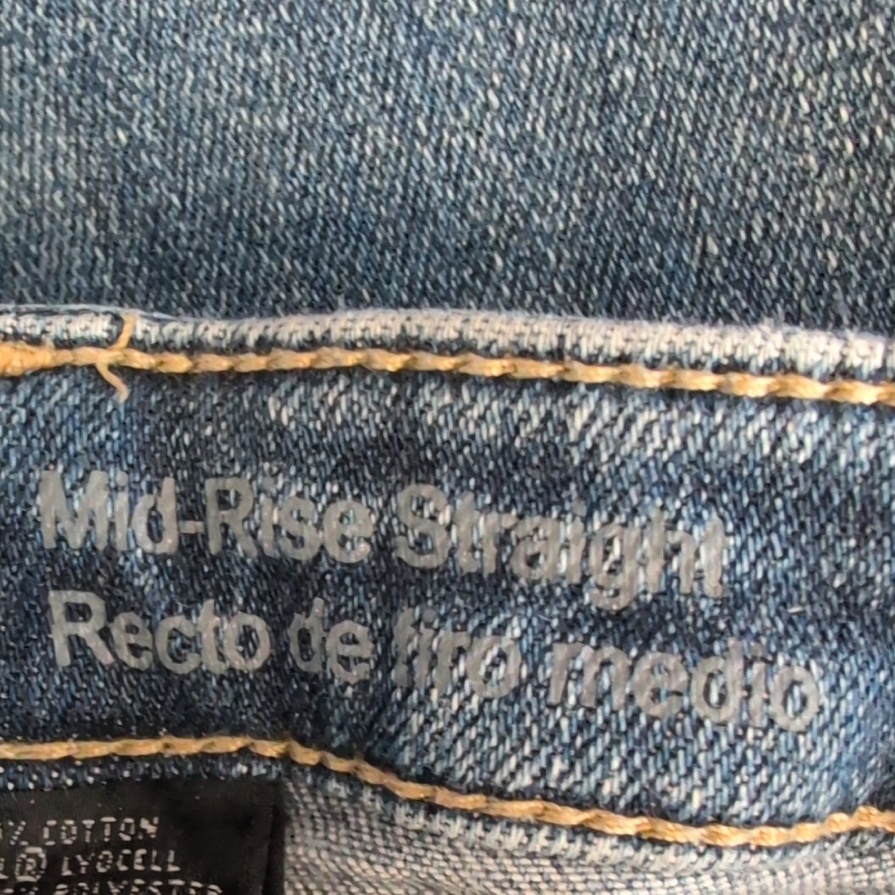 Mossimo Mid Rise Straight Leg Women's Jeans 10R P235 - Picture 8 of 9